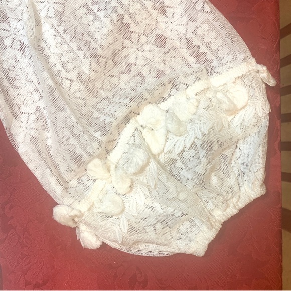 FLASH SALE !  Off White Tie Neck Boho Blouse - Picture 13 of 16